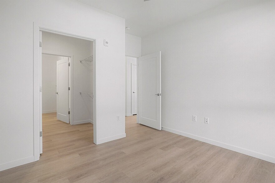 More Photos Of 1040 Santa Fe Dr, Denver Apartments For Lease