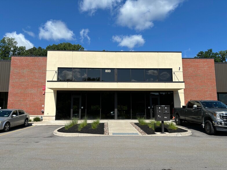 Primary Photo Of 800 Parker Hill Dr, Rochester Loft Creative Space For Lease