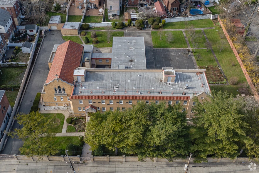 More Photos Of 3305 Country Club Rd, Bronx Specialty For Sale