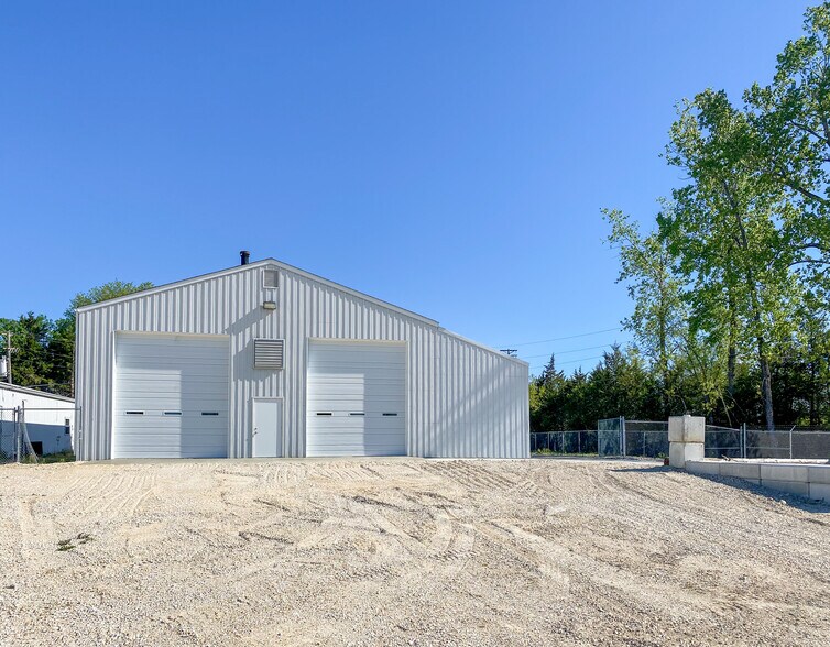 More Photos Of 1730 Daniel Boone Industrial Pky, Truesdale Warehouse For Sale