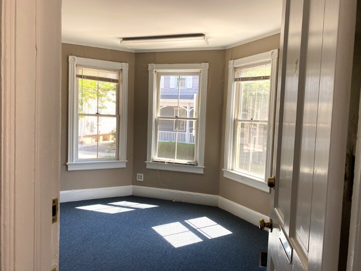 More Photos Of 9-11 Charlton St, Princeton Office For Lease