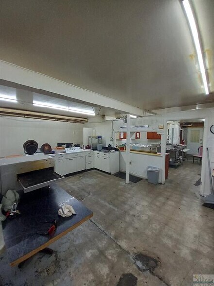 More Photos Of 114 Main St, Roundup Casino For Sale