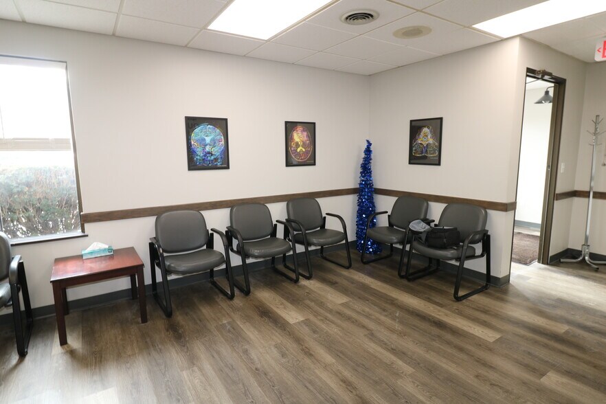 More Photos Of 34 Executive Dr, Norwalk Medical For Sale