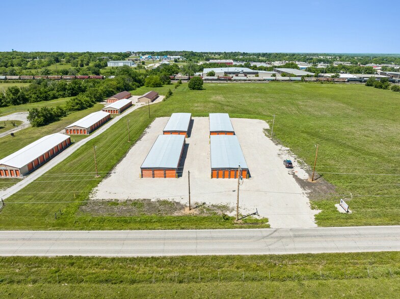 Primary Photo Of 2510 Richards Rd, Fort Scott Self Storage For Sale