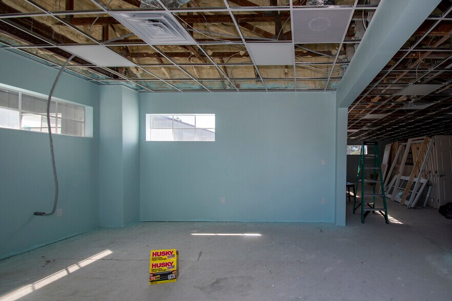 More Photos Of 4535 Tamiami Trl, Port Charlotte Office For Lease