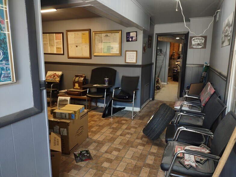 More Photos Of 319 N Adams St, Havre De Grace Warehouse For Sale