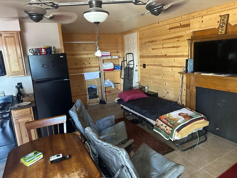 More Photos Of 1880 W Apache Trl, Apache Junction Warehouse For Sale