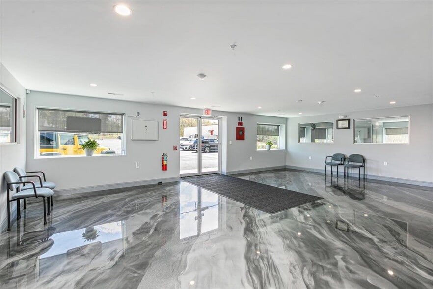 More Photos Of 409 Emerson Ave, Hampstead Industrial For Sale