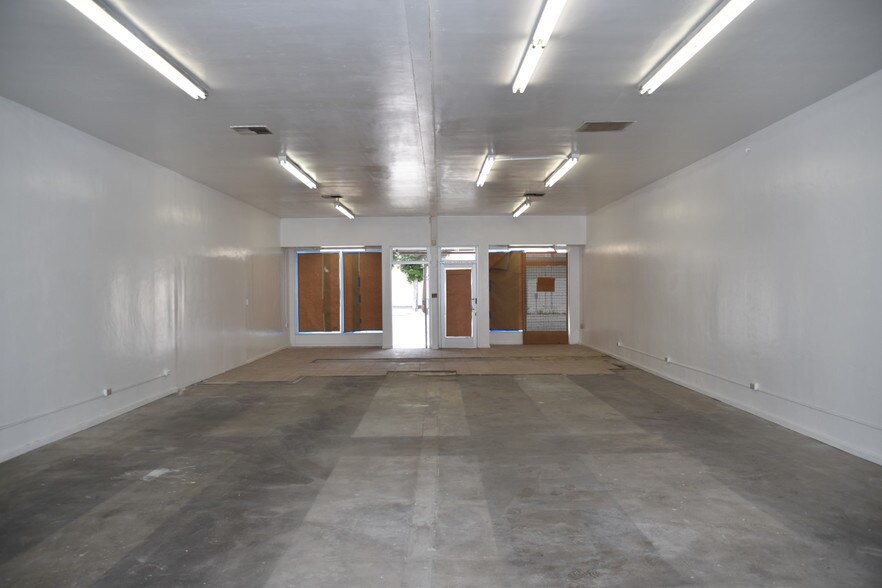 More Photos Of 5760 W Pico Blvd, Los Angeles Storefront Retail Office For Sale