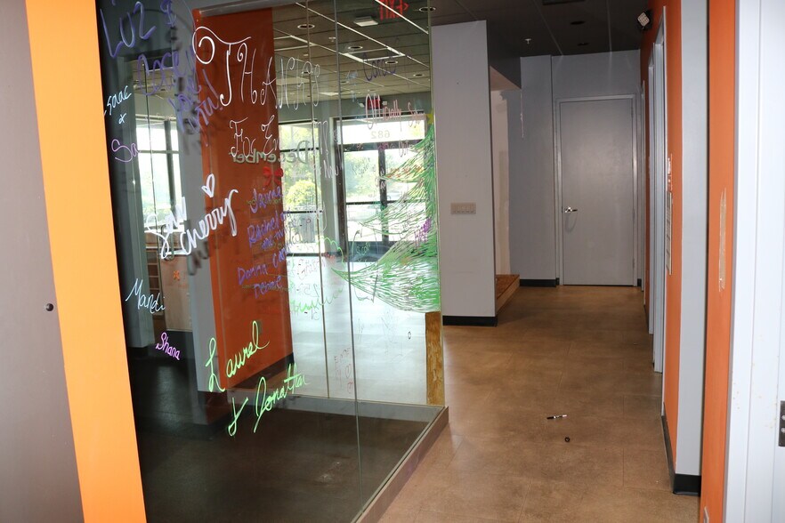More Photos Of 682 Paul Huff Pky NW, Cleveland Storefront For Lease