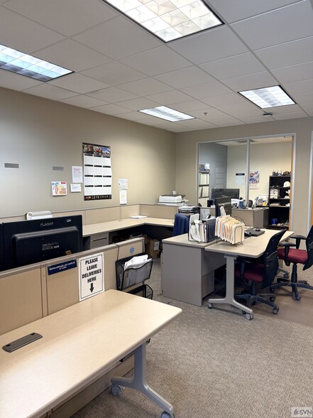 More Photos Of 20 Martin Ct, Savannah Medical For Lease