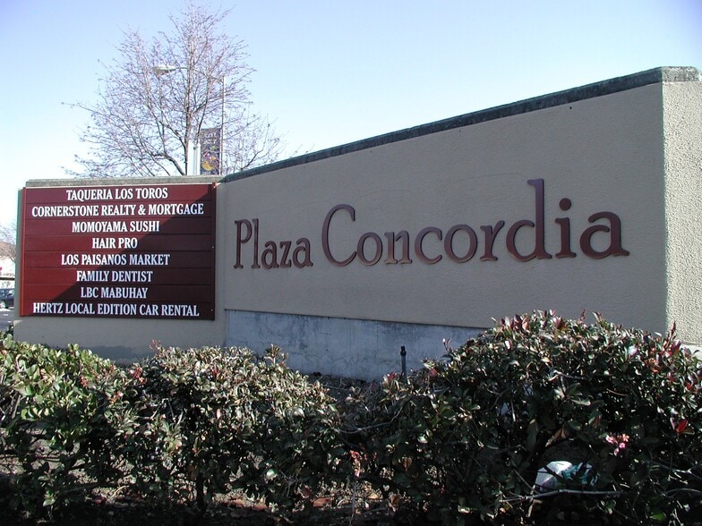 Primary Photo Of 1800 Monument Blvd, Concord Unknown For Lease