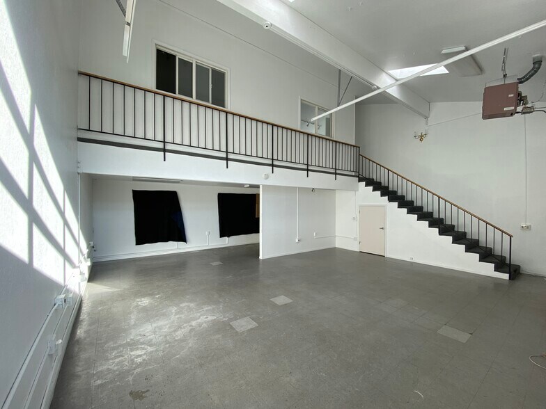 More Photos Of 2851 Research Park Dr, Soquel Service For Lease