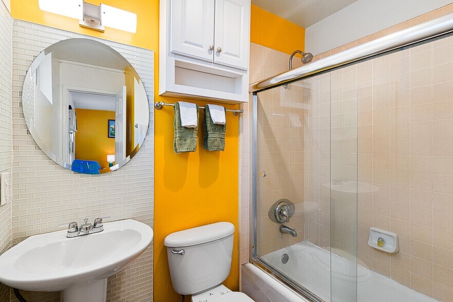 More Photos Of 66665 1st St, Desert Hot Springs Apartments For Sale