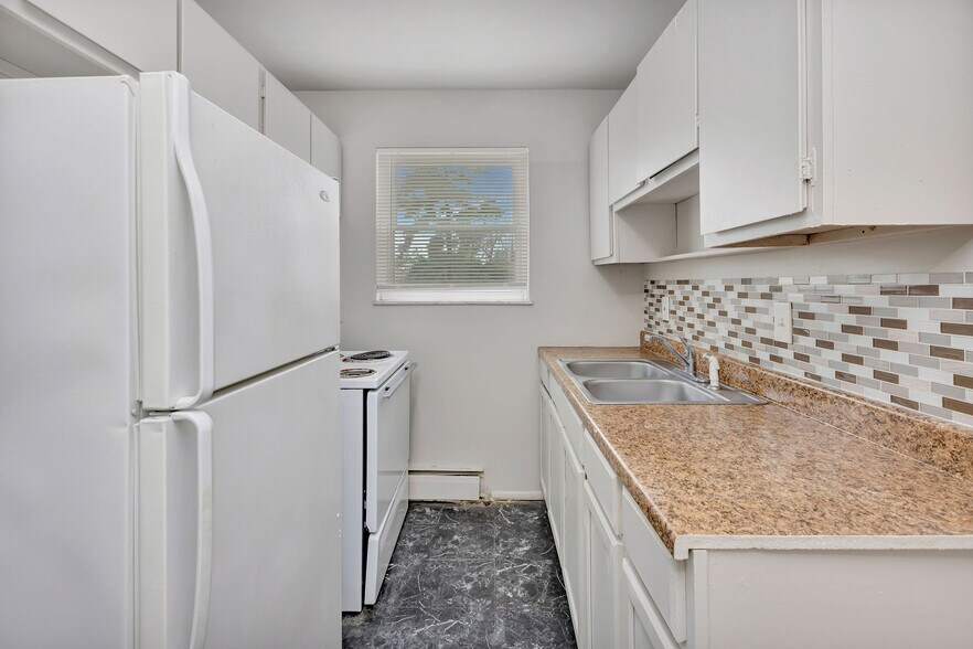 More Photos Of 800-808 Elberon Ave, Cincinnati Apartments For Sale