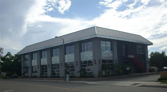 More Photos Of 321 N Rampart St, Orange Office For Lease