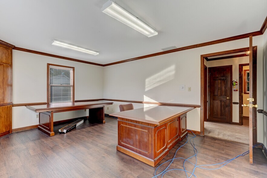 More Photos Of 1311 Freeway Dr, Reidsville Office For Lease