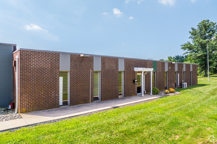 More Photos Of 2385 John Fries Hwy, Quakertown Light Manufacturing For Lease