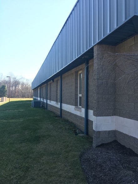 More Photos Of 1600 Reed Rd, Pennington Light Distribution For Sale