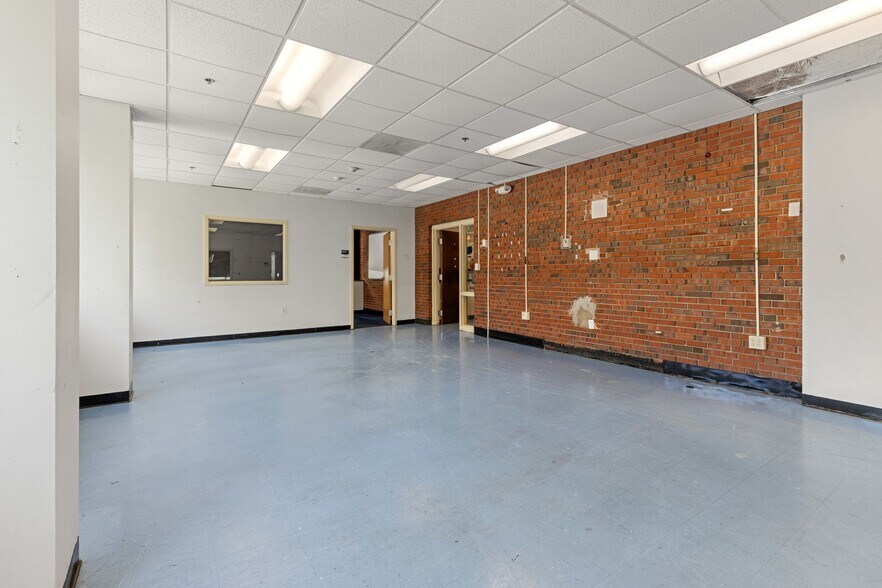 More Photos Of 110-120 Fisher Ave, Boston Skilled Nursing Facility For Lease