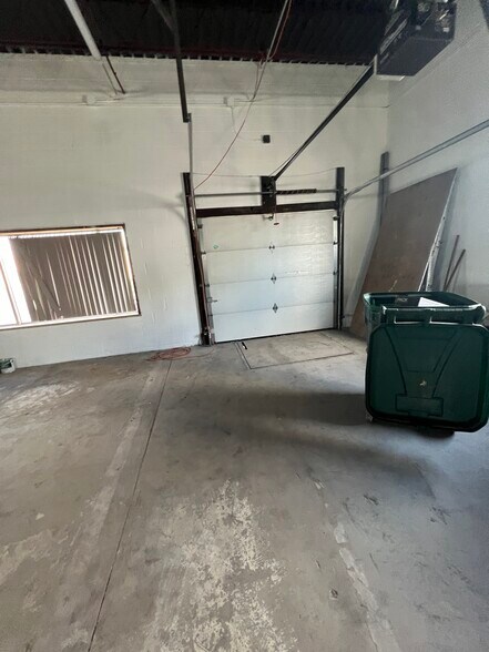More Photos Of 6800 Newbrook Ave, East Syracuse Flex For Sale