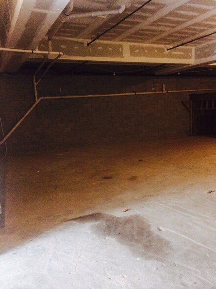 More Photos Of 210-212 Trumbull St, Elizabeth Apartments For Sale