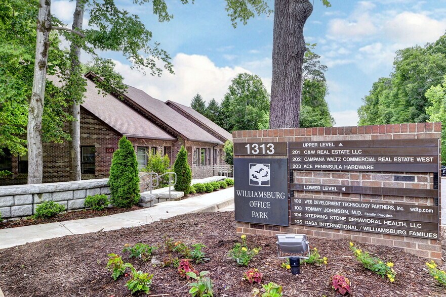 More Photos Of 1313 Jamestown Rd, Williamsburg Office For Sale