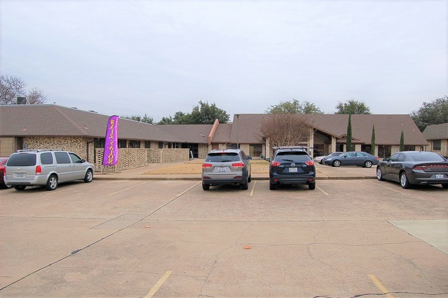 More Photos Of 2100 Virginia Drive, Grand Prairie Medical For Lease