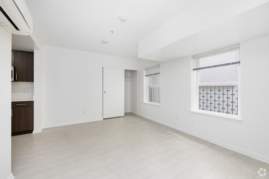 More Photos Of 1311-1313 3rd Street Prom, Santa Monica Apartments For Lease