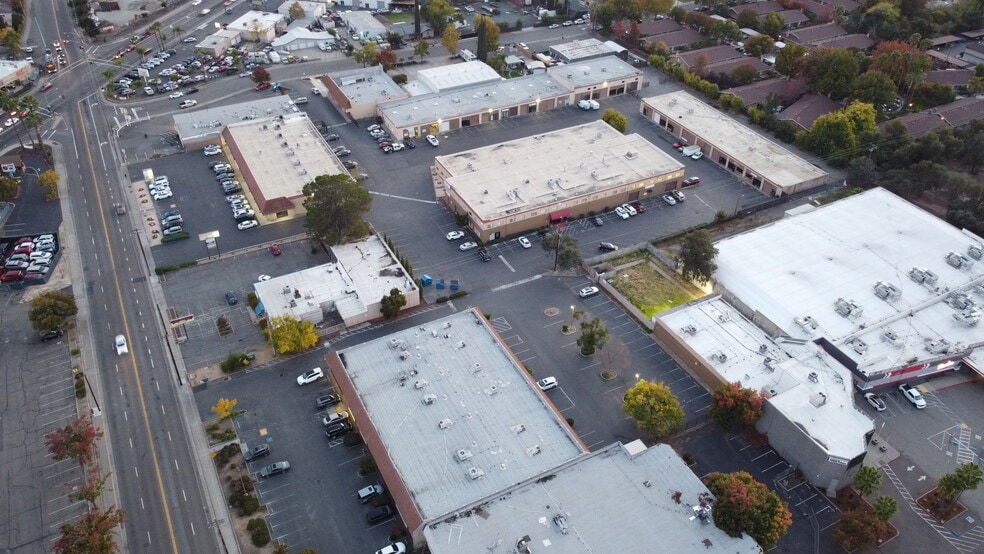 More Photos Of 5051 College Oak Dr, Sacramento Unknown For Lease