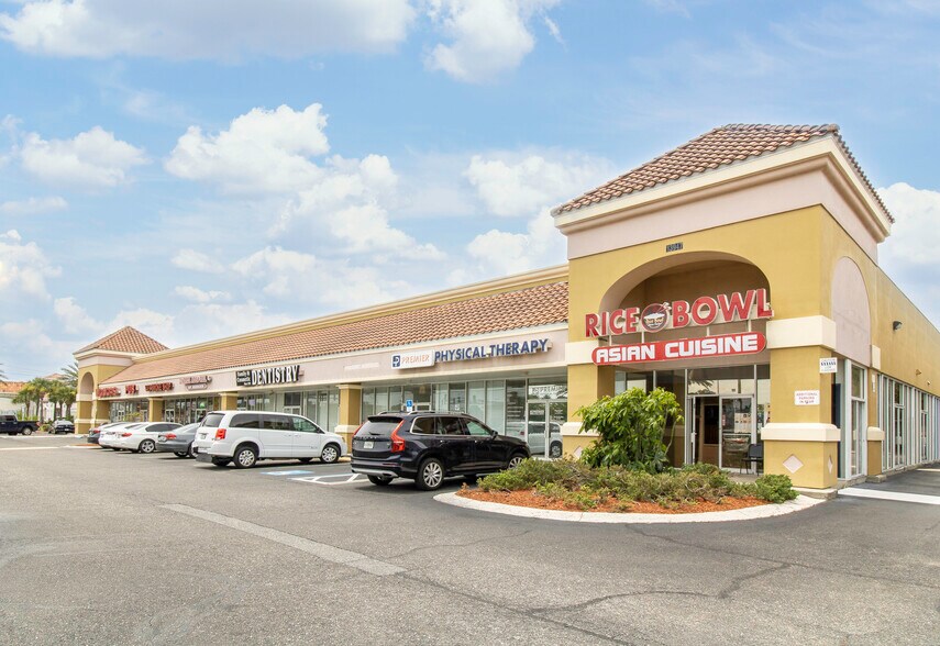 More Photos Of 13947 Beach Blvd, Jacksonville General Retail For Lease