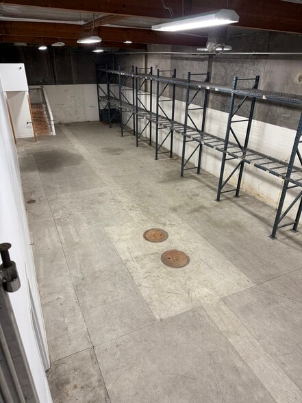 More Photos Of 125 Selandia Ln, Carson Warehouse For Sale