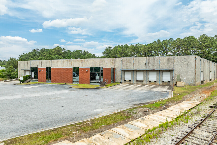 Primary Photo Of 825 Great Sw Pky SW, Atlanta Warehouse For Lease