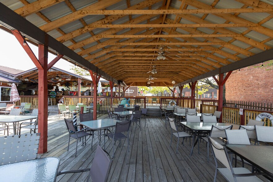 More Photos Of 24 S First St, Fulton Restaurant For Sale