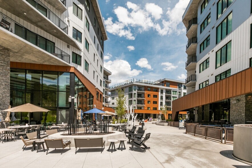 More Photos Of 2417 West High Mountain Rd, Park City Hotel For Lease