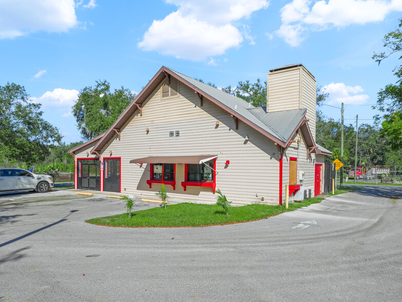 Primary Photo Of 2535 Main St, Leesburg Restaurant For Sale