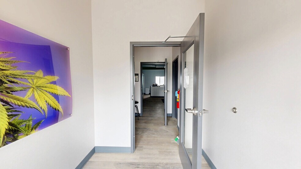More Photos Of 1848 Dickerson Rd, Gaylord General Retail For Sale