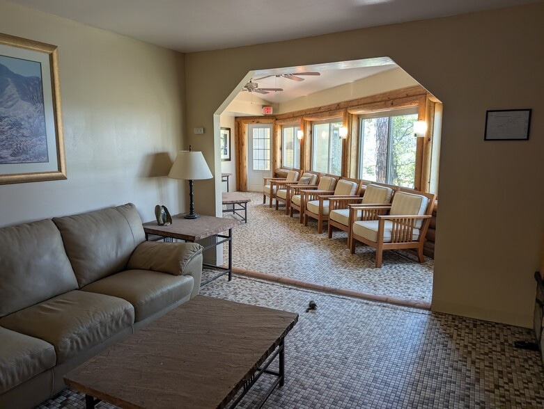 More Photos Of 101 Marapai Rd, Prescott Specialty For Sale