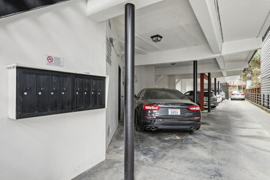 More Photos Of 457 8th Ave, San Francisco Apartments For Sale