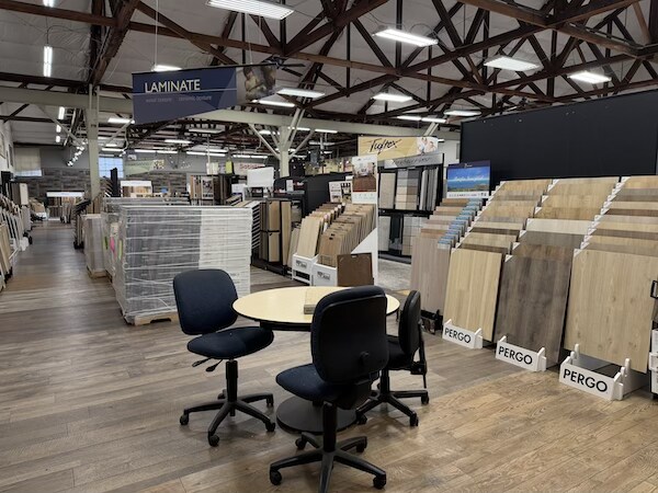 More Photos Of 615-621 Kansas Ave, Modesto Light Distribution For Lease