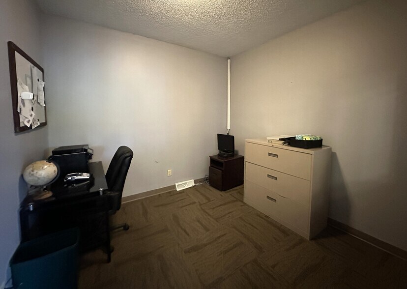 More Photos Of 3372 E Moffett Ln, Bloomington Religious Facility For Sale