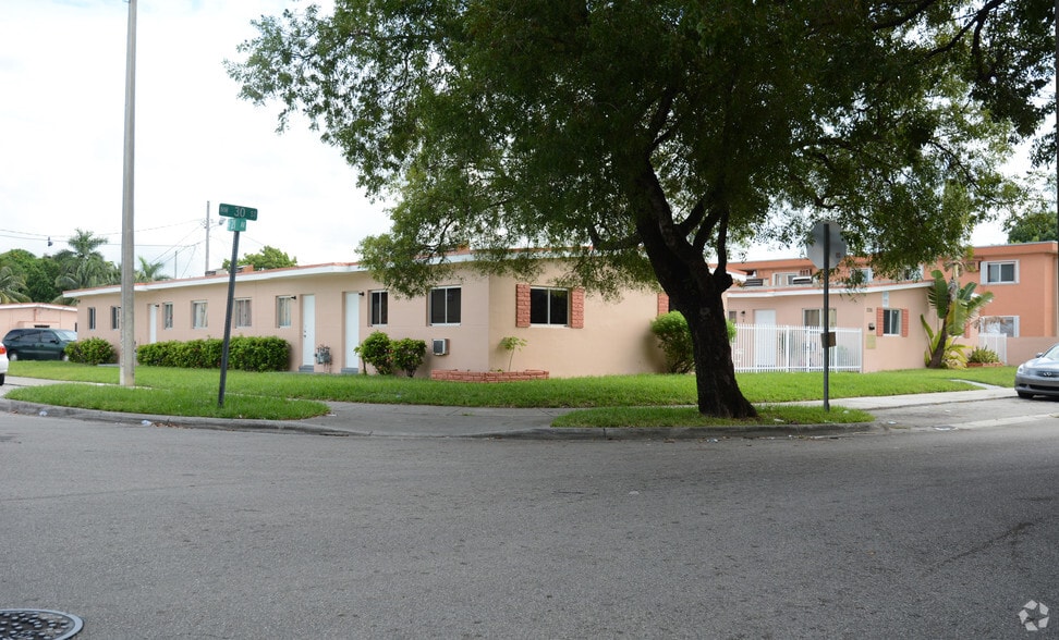 Primary Photo Of 2080-2090 NW 31st St, Miami Apartments For Sale