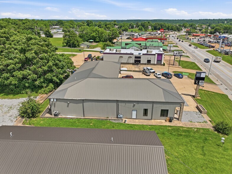 More Photos Of 1213 Highway 63, Houston General Retail For Sale