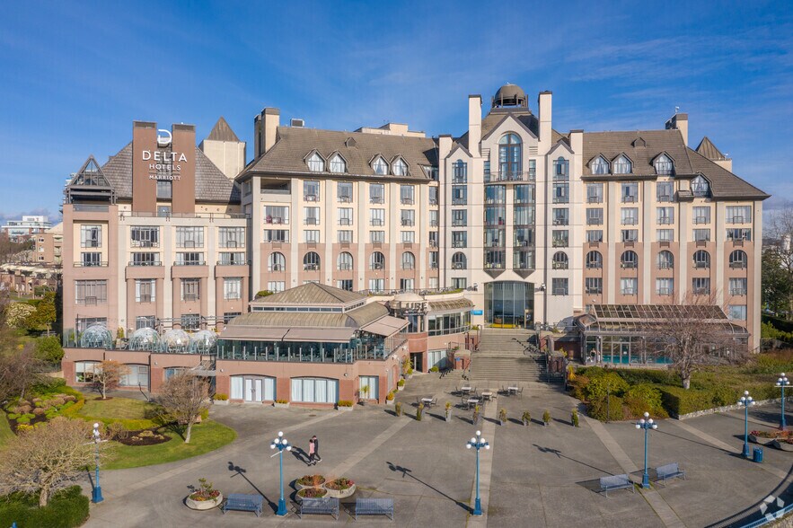 More Photos Of 100 Harbour Rd, Victoria Hotel For Lease