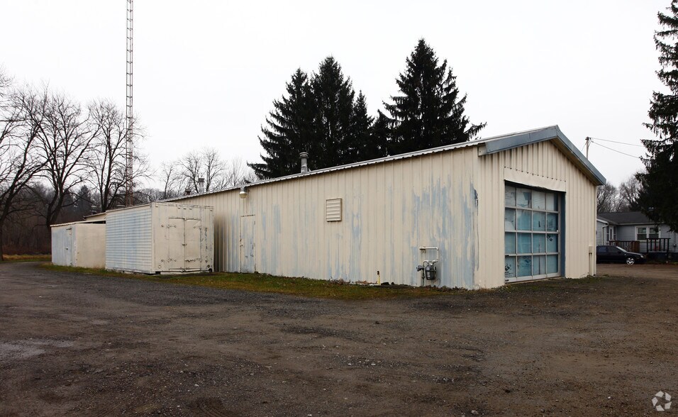 More Photos Of 3433 Sharon Rd, West Middlesex Warehouse For Sale