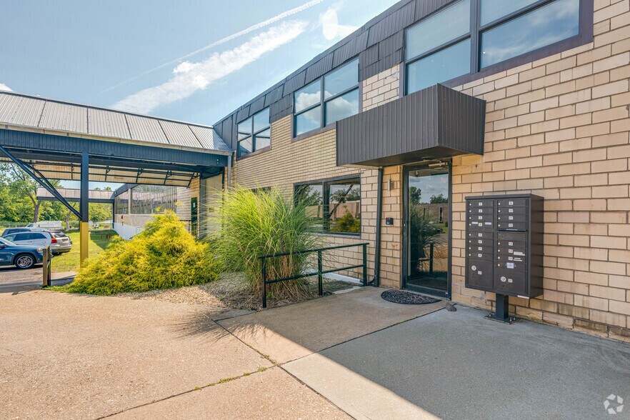 More Photos Of 101 Alexander Ave, Pompton Plains Warehouse For Lease