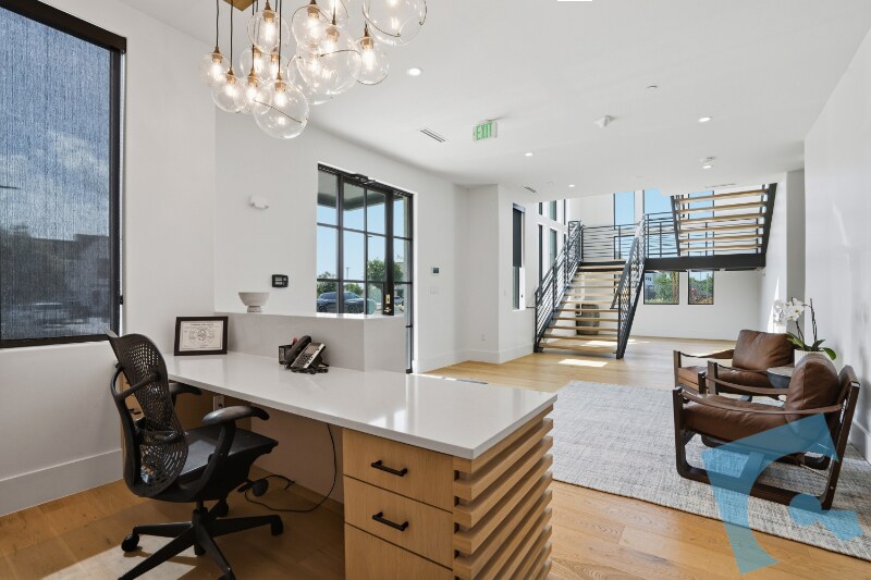 More Photos Of 860 S Village Center Dr, Southlake Office For Lease
