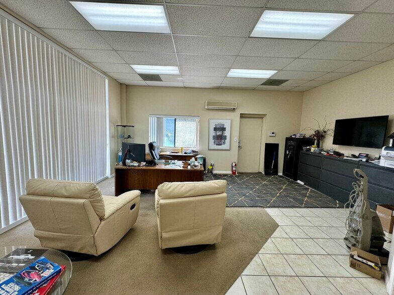 More Photos Of 840 E Highway 193, Layton General Retail For Sale