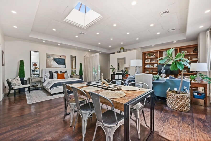 More Photos Of 49 Wall St, Norwalk Storefront Retail Office For Sale