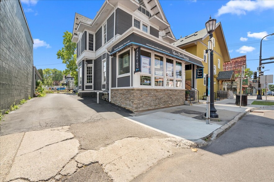 Primary Photo Of 1517 W Lake St, Minneapolis Storefront Retail Office For Sale
